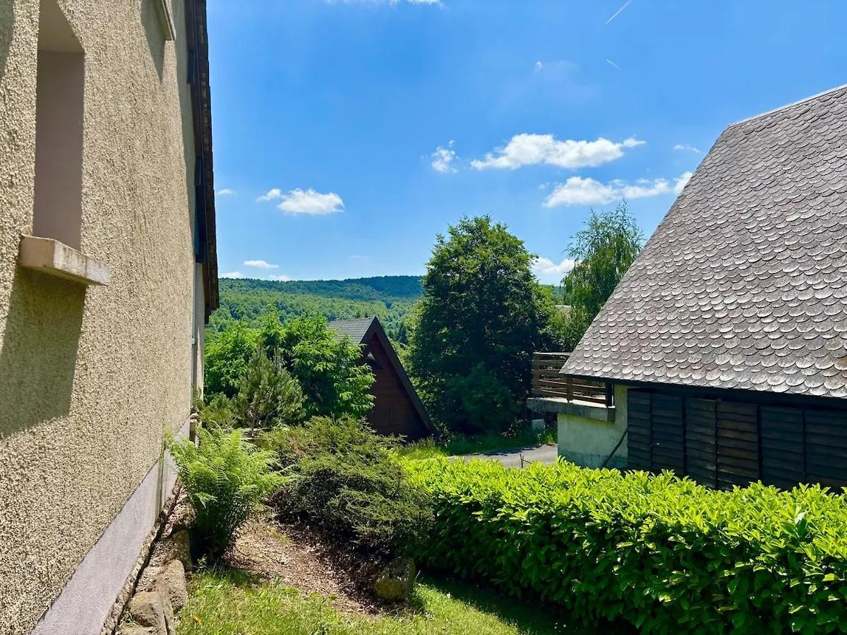 فيلا L'Aubrac Au Fil Des Saisons Prades-d'Aubrac بيت للعطل